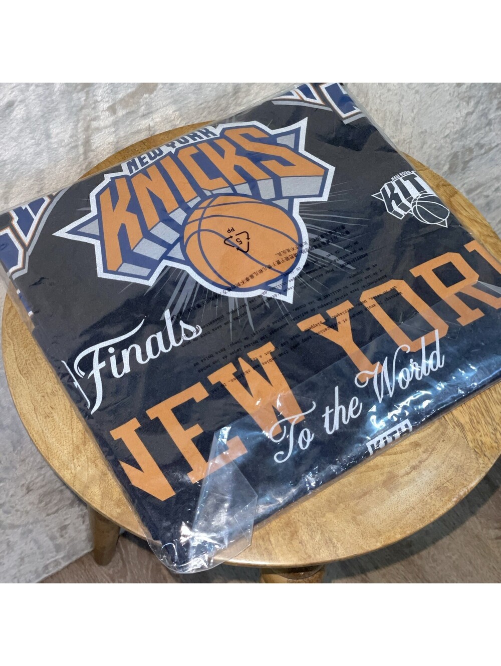KITH New York Knicks 2026 NBA Finals Champions Shirt Black L (Limited Edition)